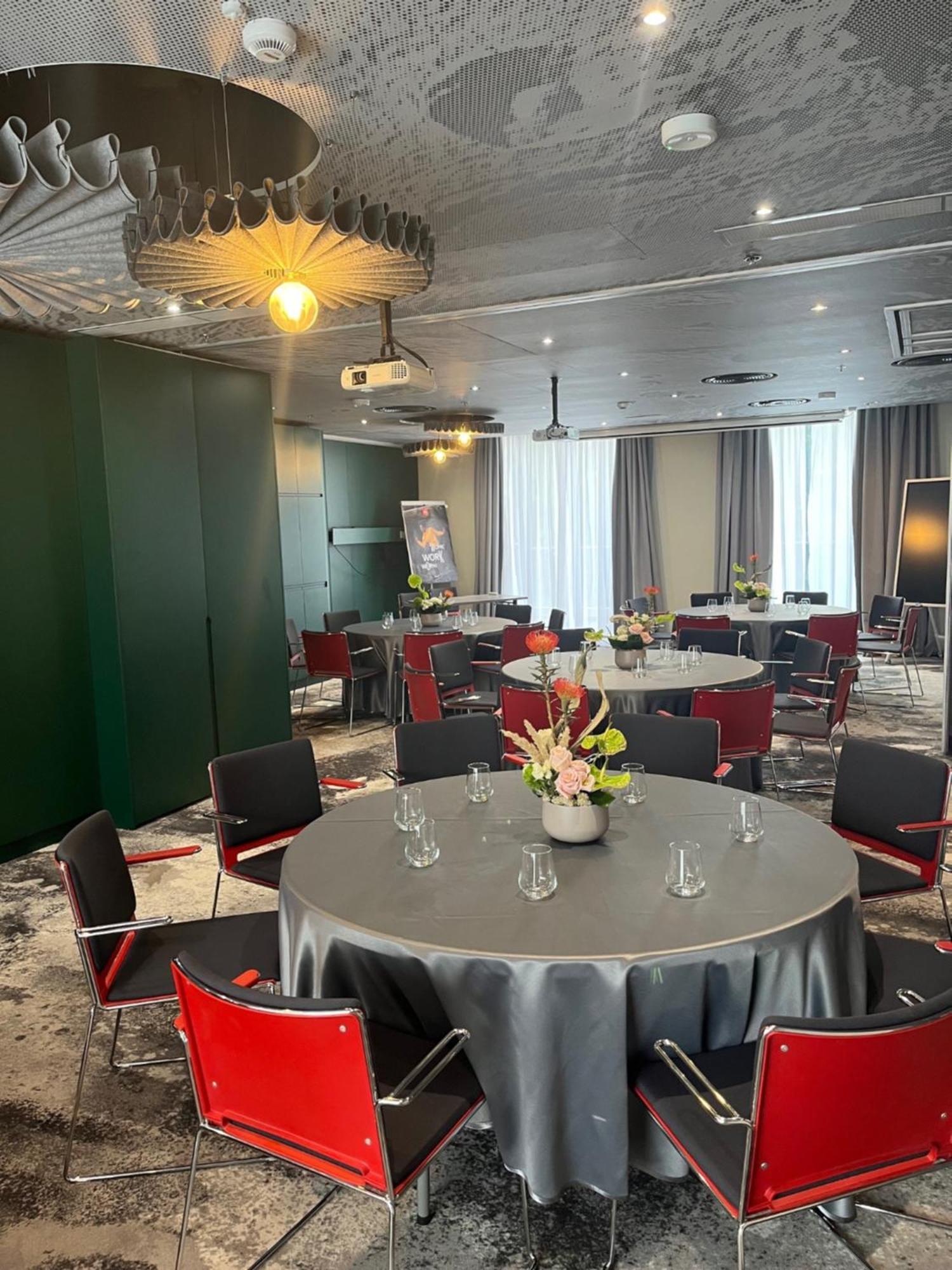 Ibis Bucharest Politehnica Hotel Eksteriør billede