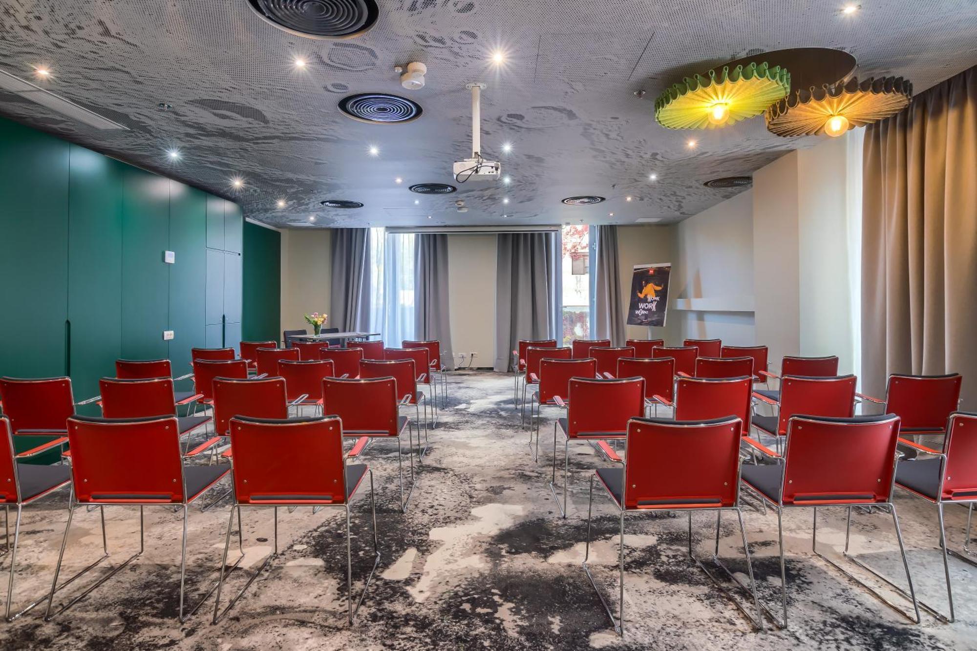 Ibis Bucharest Politehnica Hotel Eksteriør billede